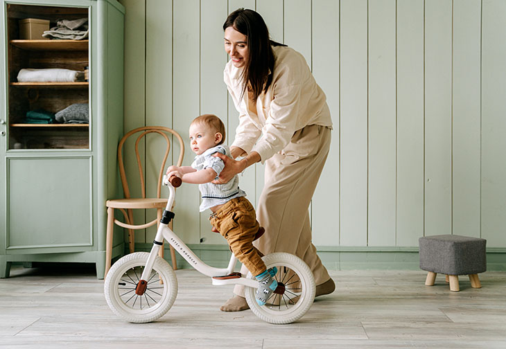 balance bike stand. balance bike 18 months. 